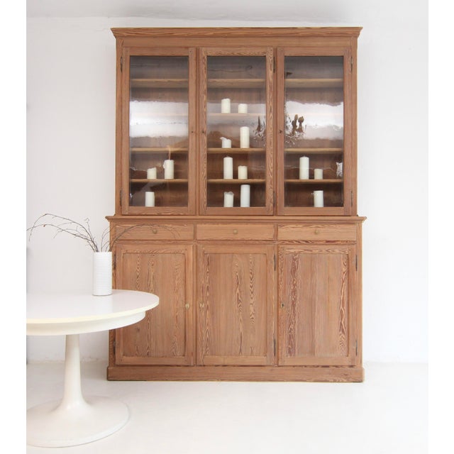 Large Pine Display Cabinet, 1930s For Sale - Image 3 of 18
