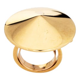 Example of Van Cleef and Arpels Rings
