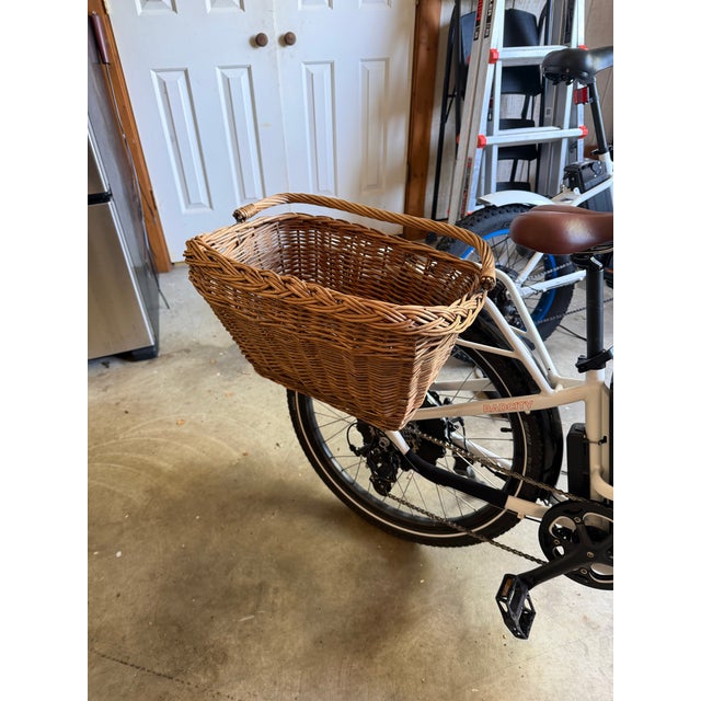 Vintage Wicker French Market Basket With Bicycle Mount & Carrying Handle For Sale - Image 10 of 12