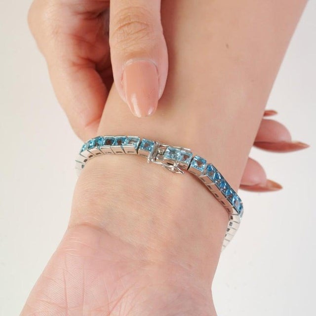 Blue Natural 22.35 Carat Blue Topaz Sterling Silver Tennis Bracelet- Anniversary Present For Sale - Image 8 of 11