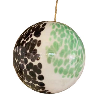 Contemporary Green and Black Murrine Sphere in Murano Glass For Sale