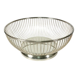 1970s Vintage Hollywood Regency Boho Chic Gorham Silverplate Wire Bread Basket Serving Dish For Sale