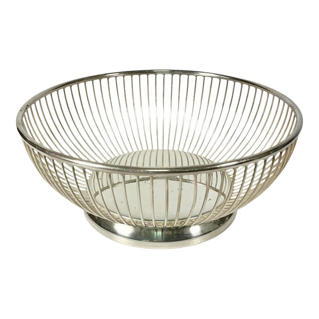 1970s Vintage Hollywood Regency Boho Chic Gorham Silverplate Wire Bread Basket Serving Dish For Sale