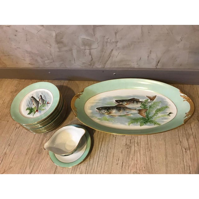 French Table Service in Hand-Painted Limoges Porcelain, 1950s, Set of 15 For Sale - Image 13 of 14