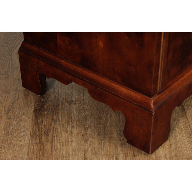 Henredon Aston Court Georgian Style Burled Mahogany Ten Drawer Dresser For Sale - Image 12 of 18
