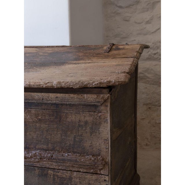 Brown 18th Century Italian Sideboard For Sale - Image 8 of 17