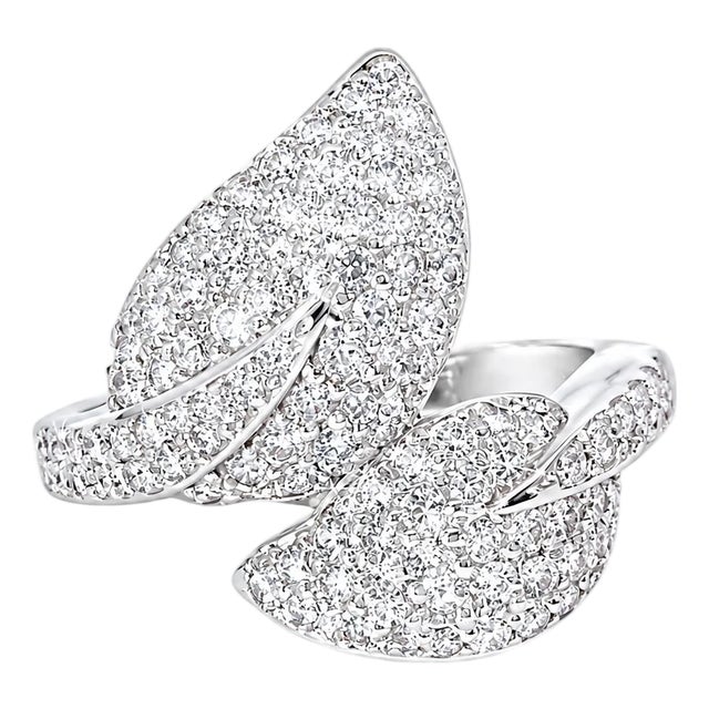 Late 20th Century 14K White Gold Diamond Designer Leaf Ring Band, Size 8 For Sale