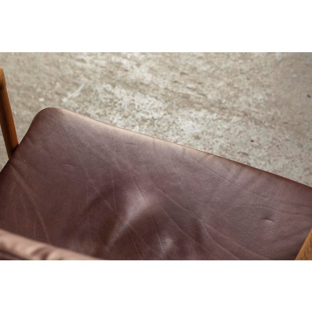 Maroon Set of Colonial Chairs Model PJ-149 by Ole Wanscher for Carl Hansen & Søn, Denmark, 1990s For Sale - Image 8 of 18