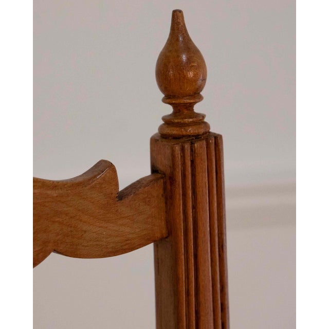 Wood Pair of 19th Century French Provençal Nurse’s Chairs in Beechwood For Sale - Image 7 of 9