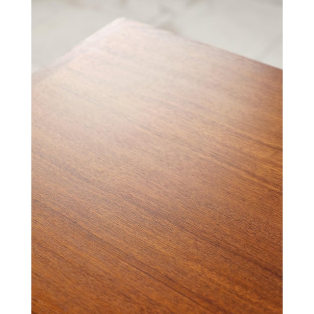Mid-Century Modern Danish Extendable Dining Table in Teak by Spoul Hundevad for Hundevad & Co, 1960s For Sale - Image 11 of 18