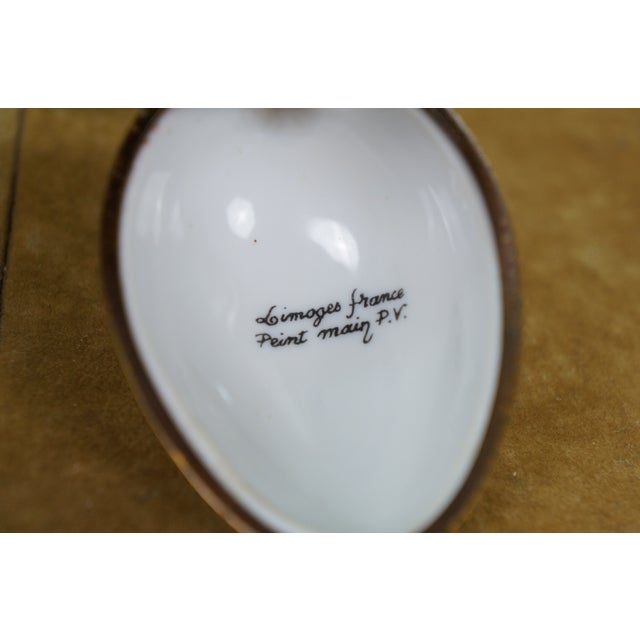 Late 20th Century Parry Vieille Limoges France Peint Main Gold Butterfly Ladybug Egg Keepsake Box For Sale - Image 11 of 12