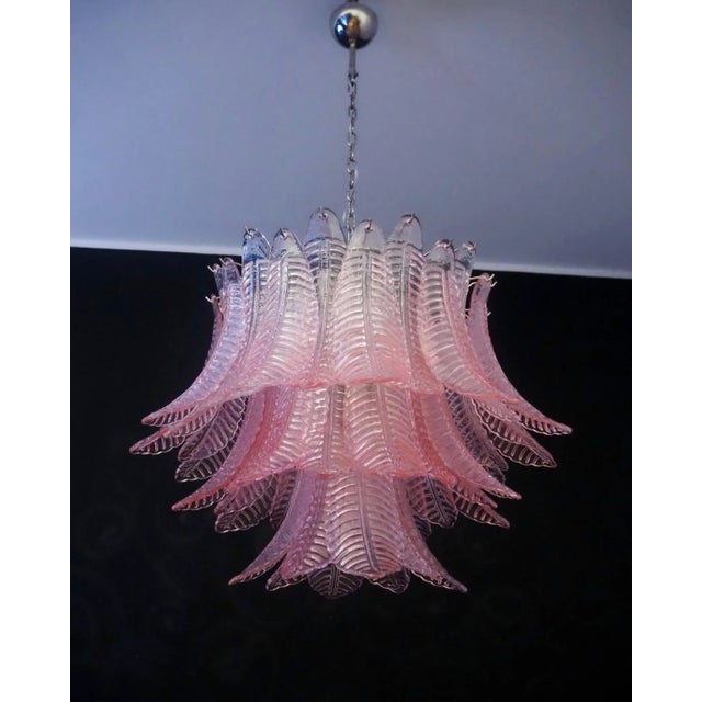 Mid-Century Modern Italian Murano Three-Tier Pink Felci Glass Chandelier- 48 Glasses For Sale - Image 3 of 10
