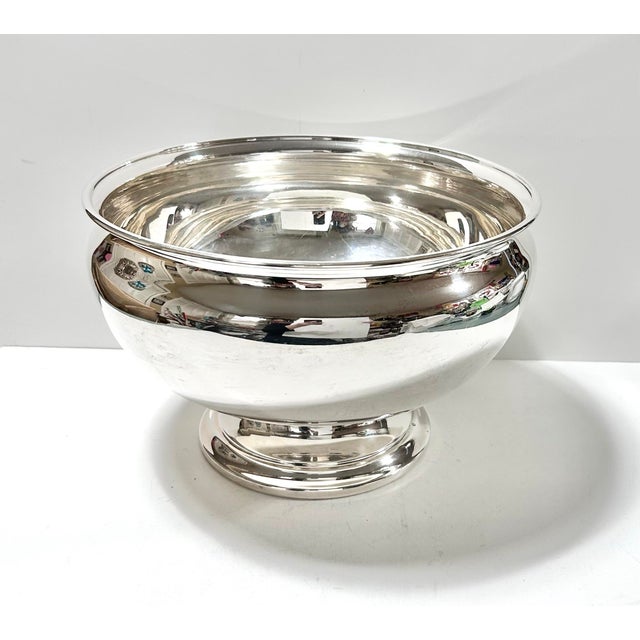 A substantial 1950s silver on copper pedestal bowl by Lehman Brothers Silver Co. of New York, featuring classic mid-...