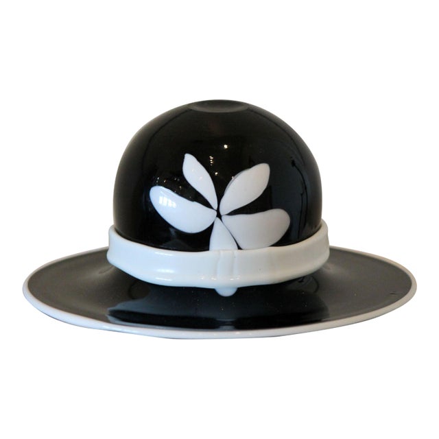 Stylish Black and White Murano Art Glass Hat For Sale