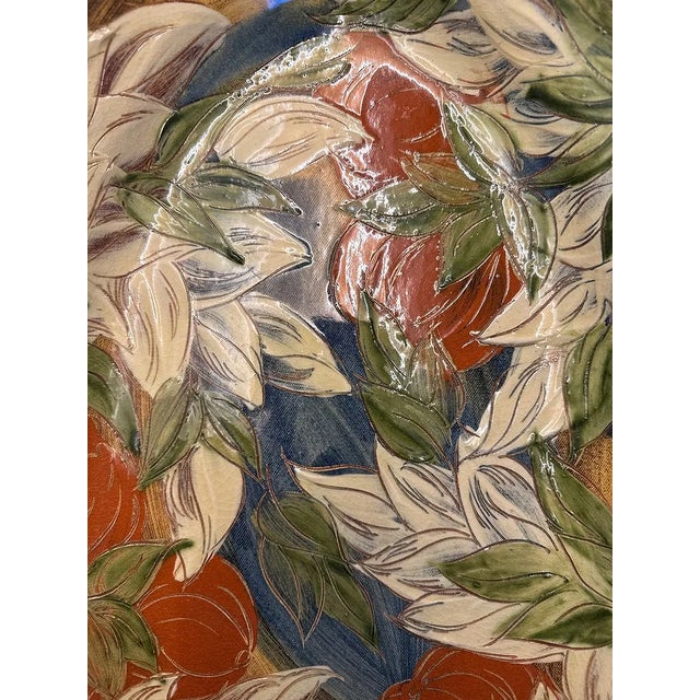 Contemporary 1990s Large Scale Quebec Contemporary Majolica Decorative Platter – Attributed to Lucie Ricard For Sale - Image 3 of 7