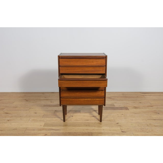 Wood Mid-Century Teak Dresser, United Kingdom, 1960s For Sale - Image 7 of 14