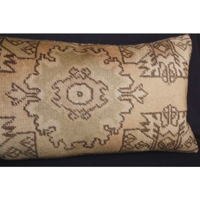 Authentic Vintage Oushak Rug Pillow Cover - For Sale In Tampa - Image 6 of 13