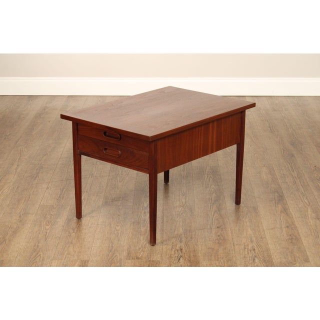 Mid Century Modern Pair of Walnut End Tables For Sale - Image 10 of 13