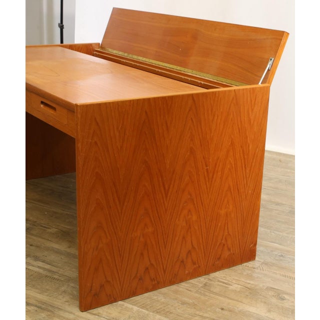 Mid-Century Danish Modern Teak Writing Desk With Lift-Top Storage For Sale - Image 4 of 12