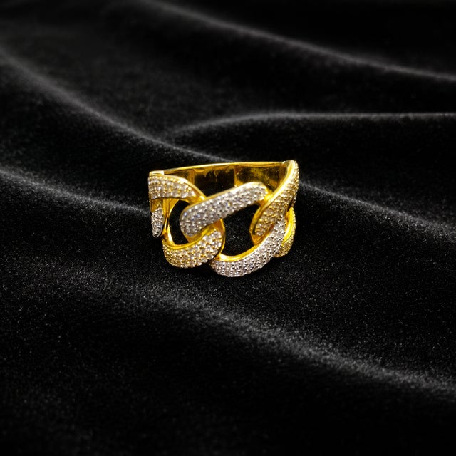 Modern 10k Yellow Gold 1-1/5 CTTW Natural Diamond Men's Infinity Ring, Size 9 For Sale - Image 3 of 6