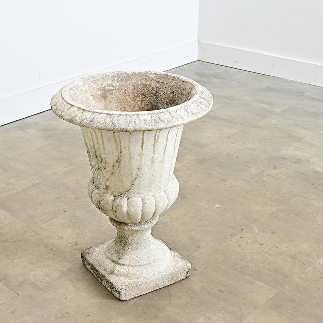 French French 20th Century Single Reconstructed Stone Urn For Sale - Image 3 of 9