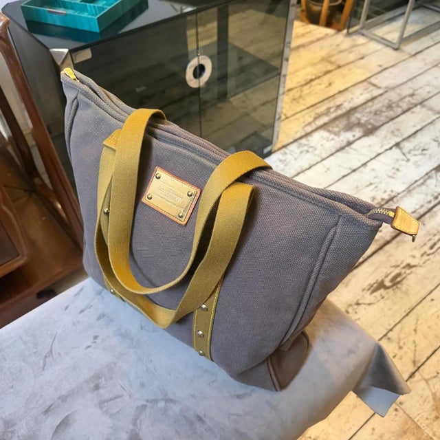 A 2006 Louis Vuitton Antigua Cabas Gm Brown Cotton Tote Bag For Sale - Image 6 of 16