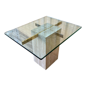 Postmodern Marble and Brass Side Table in the Artedi Style. Circa 1980s.