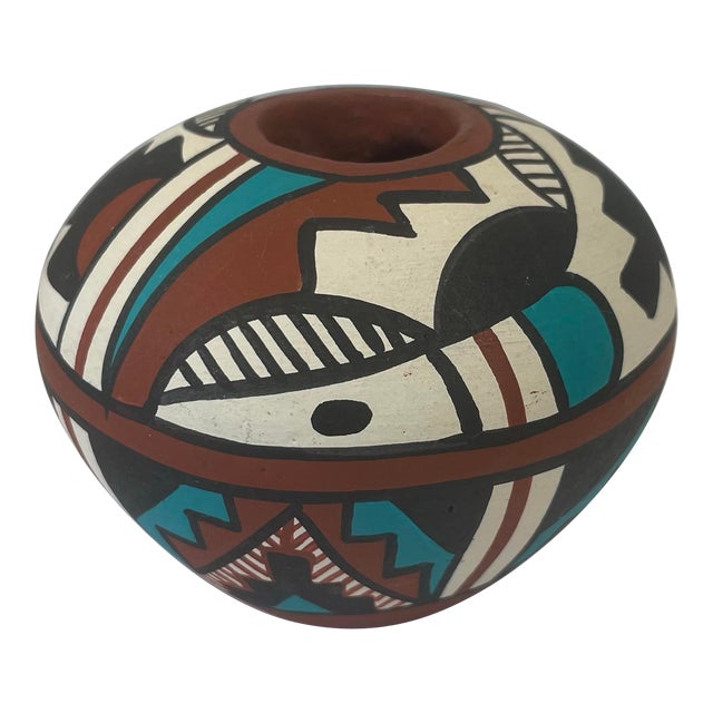 Vintage New Mexico Native American Signed Hand Crafted Ceramic Vase For Sale