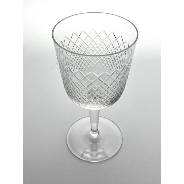 1950s 1950s Vintage Mid-Century 7 Wine or Water Glasses Criss-Cross X Fishnet Cuts For Sale - Image 5 of 7