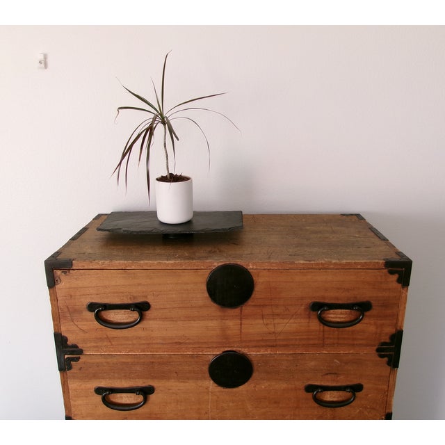 Early 20th Century Japanese Tansu Dresser For Sale In Palm Springs - Image 6 of 10