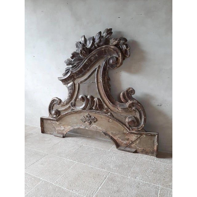 Large Rococo Carved Wood Supra Porte Ornament, Italy, 1700s For Sale - Image 6 of 10
