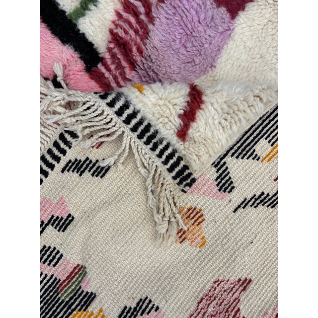 Contemporary Moroccan M’rirt Rug – Abstract Expressionist Wool Carpet For Sale - Image 9 of 10