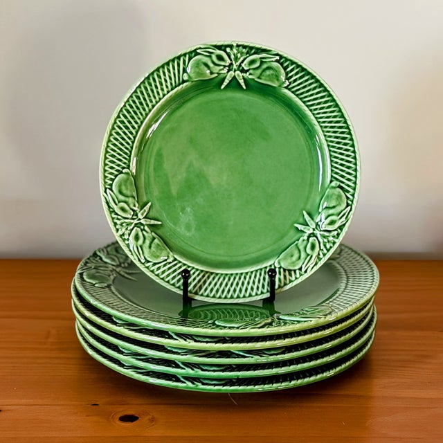 Ceramic Bordallo Pinheiro 'Rabbit Green' Salad Plates | Portugal Majolica Art Pottery For Sale - Image 7 of 8