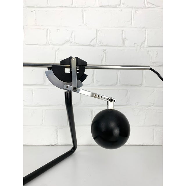 Postmodern Counterweight Desk Lamp attributed to Robert Sonneman, Usa, 1970s For Sale - Image 9 of 14