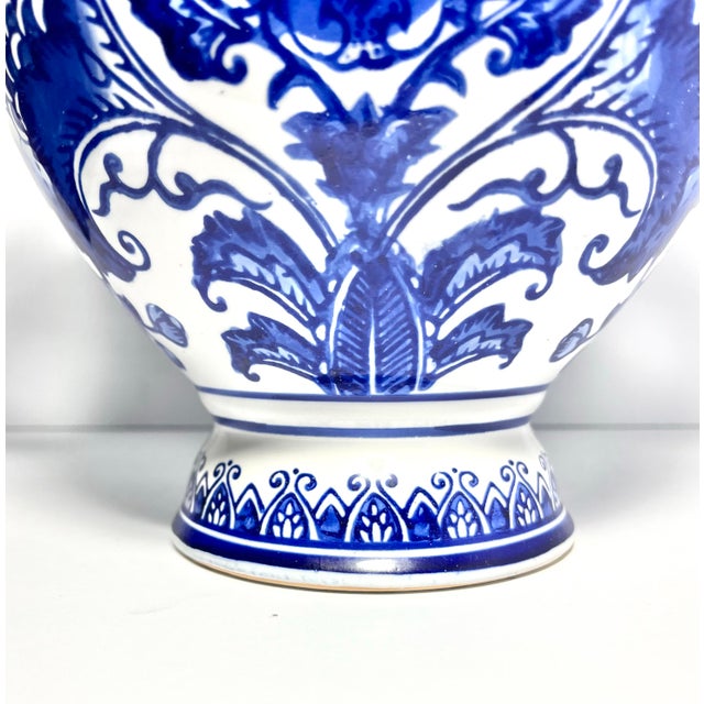 Chinoiserie 2010s Chinoiserie Chinese Blue & White Large Ceramic Hand Painted Ginger Jar For Sale - Image 3 of 9