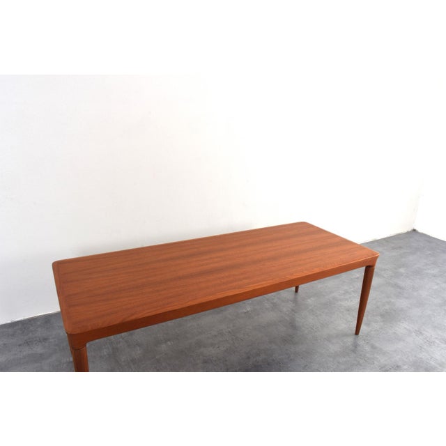 Brown Mid-Century Modern Danish Teak Coffee Table by Johannes Andersen for CFC Silkeborg, 1960s For Sale - Image 8 of 10