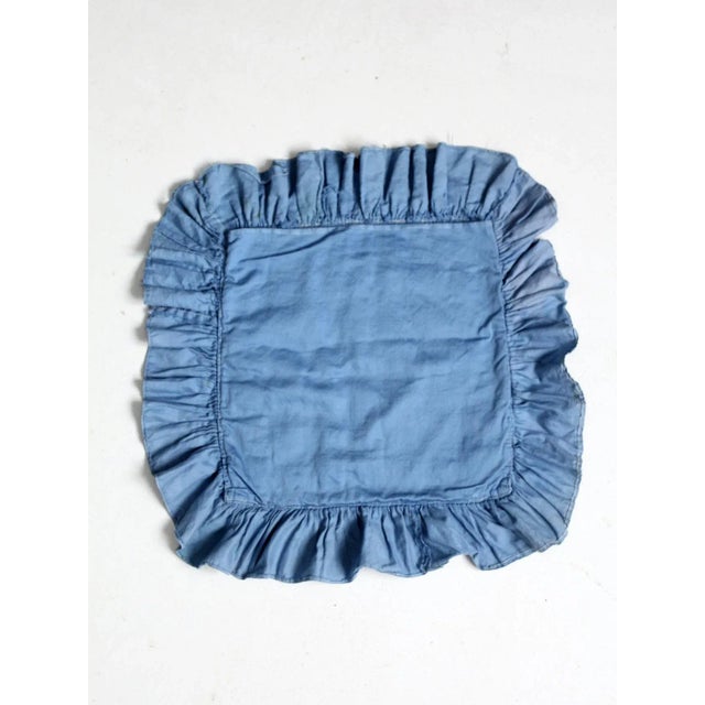 Farmhouse Vintage Yo-Yo Quilted Pillow Cover For Sale - Image 3 of 9