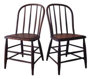 Pair of Vintage Windsor Farmhouse Chairs With Spindle Backs in Solid Wood