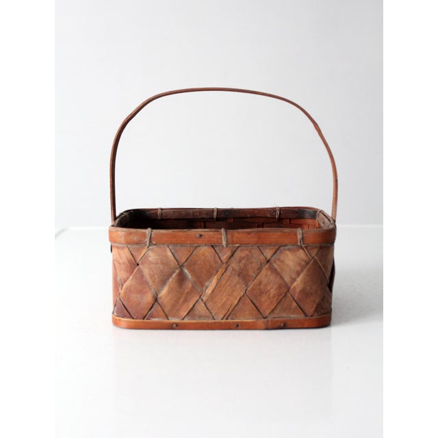 Late 20th Century Vintage Woven Splint Basket With Bentwood Handle For Sale - Image 5 of 12