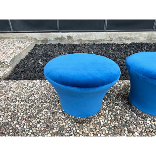 Mid-Century Modern Pair of Pierre Paulin Attributed Mushroom Ottomans For Sale - Image 3 of 8