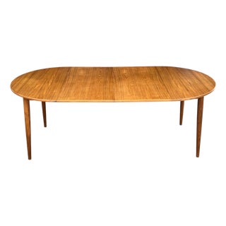 1960s Danish Modern Teak Expandable Oval Dining Table With Two Leaves For Sale