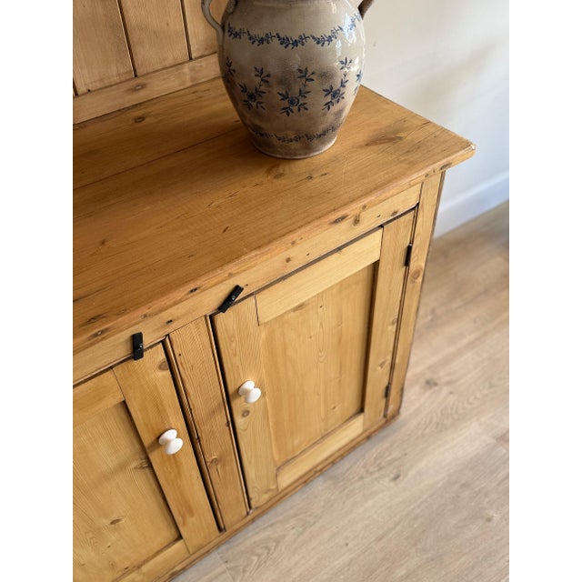 19th Century English Pine Stepback Hutch For Sale - Image 5 of 7