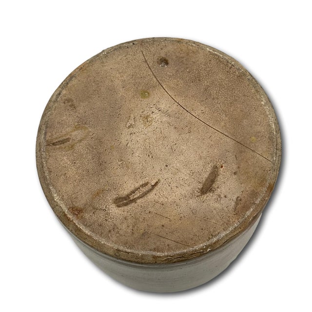 Nice Antique American Blue Decorated 2 Gallon Size Stoneware Butter Churn by Edmonds & Co. Charlestown Massachusetts For Sale - Image 18 of 18