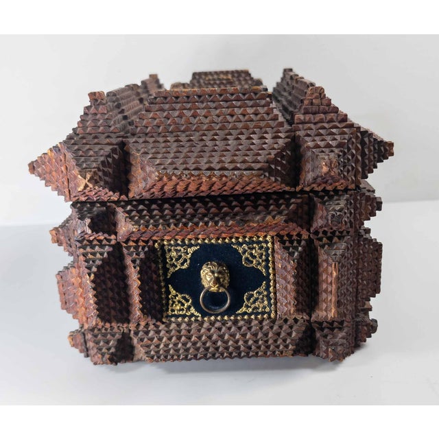 Late 19th Century 19th Century American Folk Art Tramp Art Casket Box With 1891 Date For Sale - Image 5 of 13