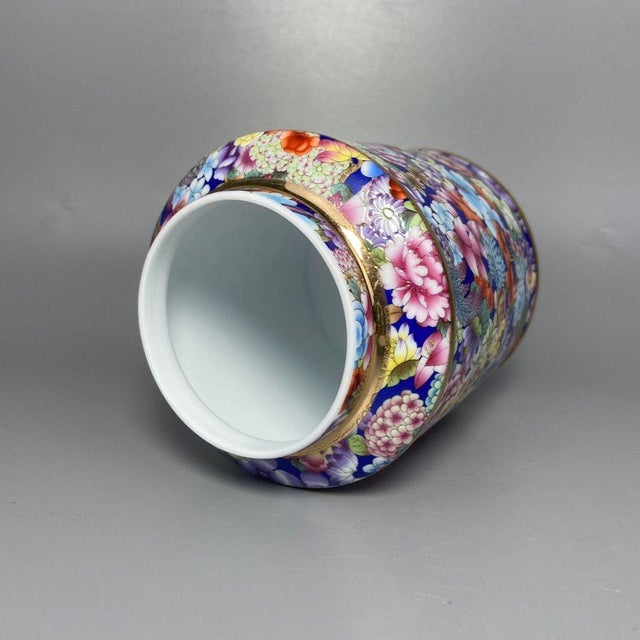 Ceramic Vintage Chinese Famille Rose "Millefleurs" Porcelain Tea Caddy With Lid - 14cm For Sale - Image 7 of 7