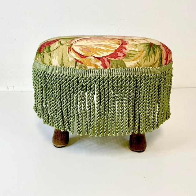 1960s Vintage English Garden Roses Linen & Sage Fringe 3-Legged Footstool, Newly Re-Upholstered For Sale - Image 6 of 13