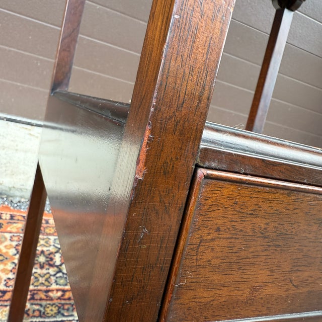 Vintage Saybolt Cleland English Traditional Mahogany Tiered Nightstand With Drawer For Sale - Image 16 of 18