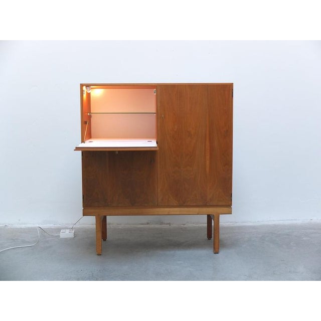 Walnut Abstracta Bar Cabinet by Jos de Mey for Van den Berghe-Pauvers, 1960s For Sale - Image 11 of 18