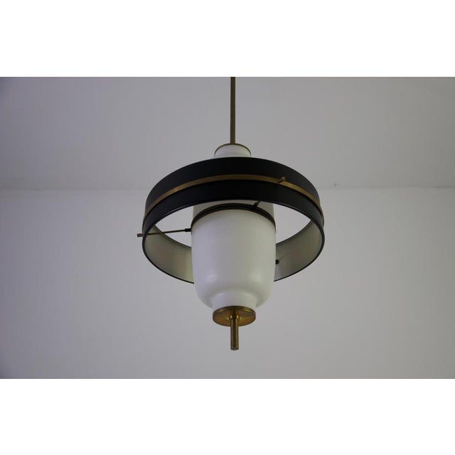 Cream Mid-Century Brass and Opal Glass Pendant Lamp, Italy, 1960s For Sale - Image 8 of 12