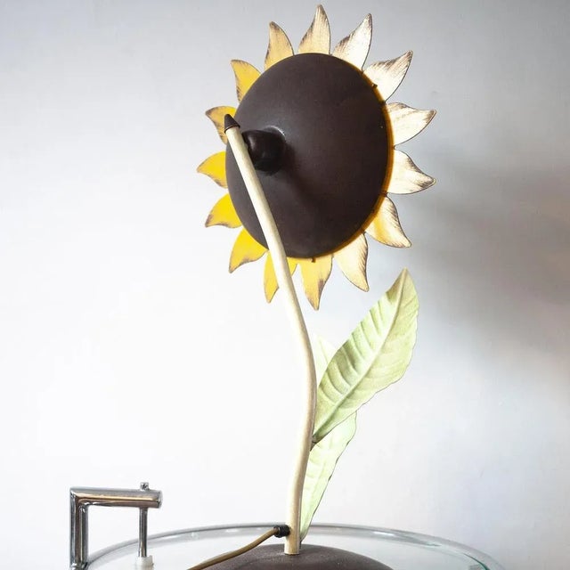 Mid-Century Italian Metal Painted Sunflower Table Lamp, 1970s For Sale - Image 9 of 12